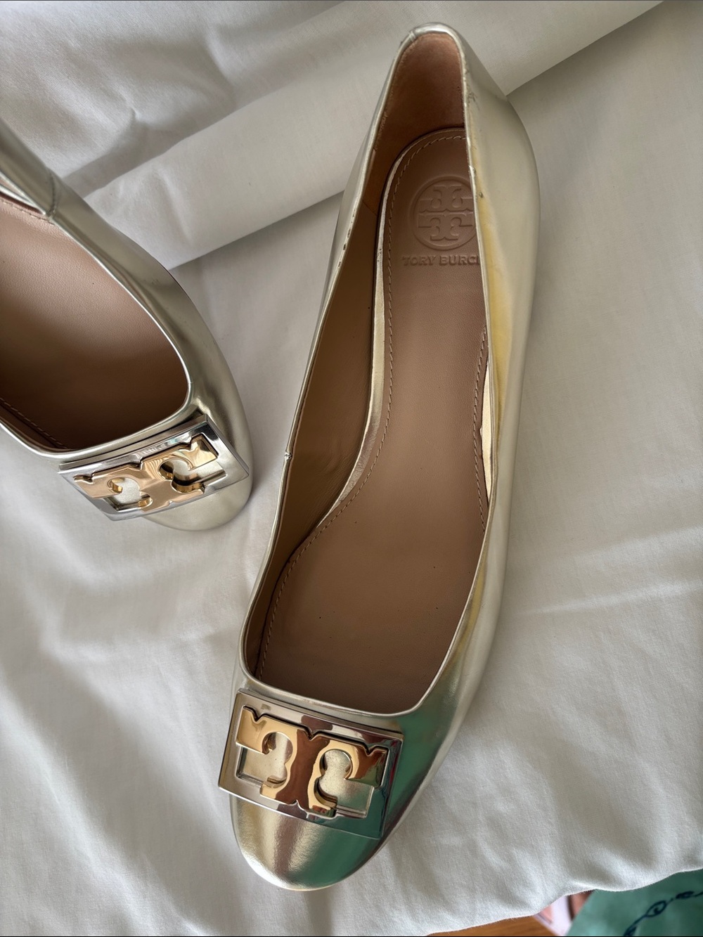 Tory Burch Silver Iridescent Gold Logo Block Heel Flats - Picture 2 of 16